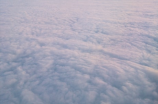 卧看满天云不动 - 抬头仰望云海的美妙景象